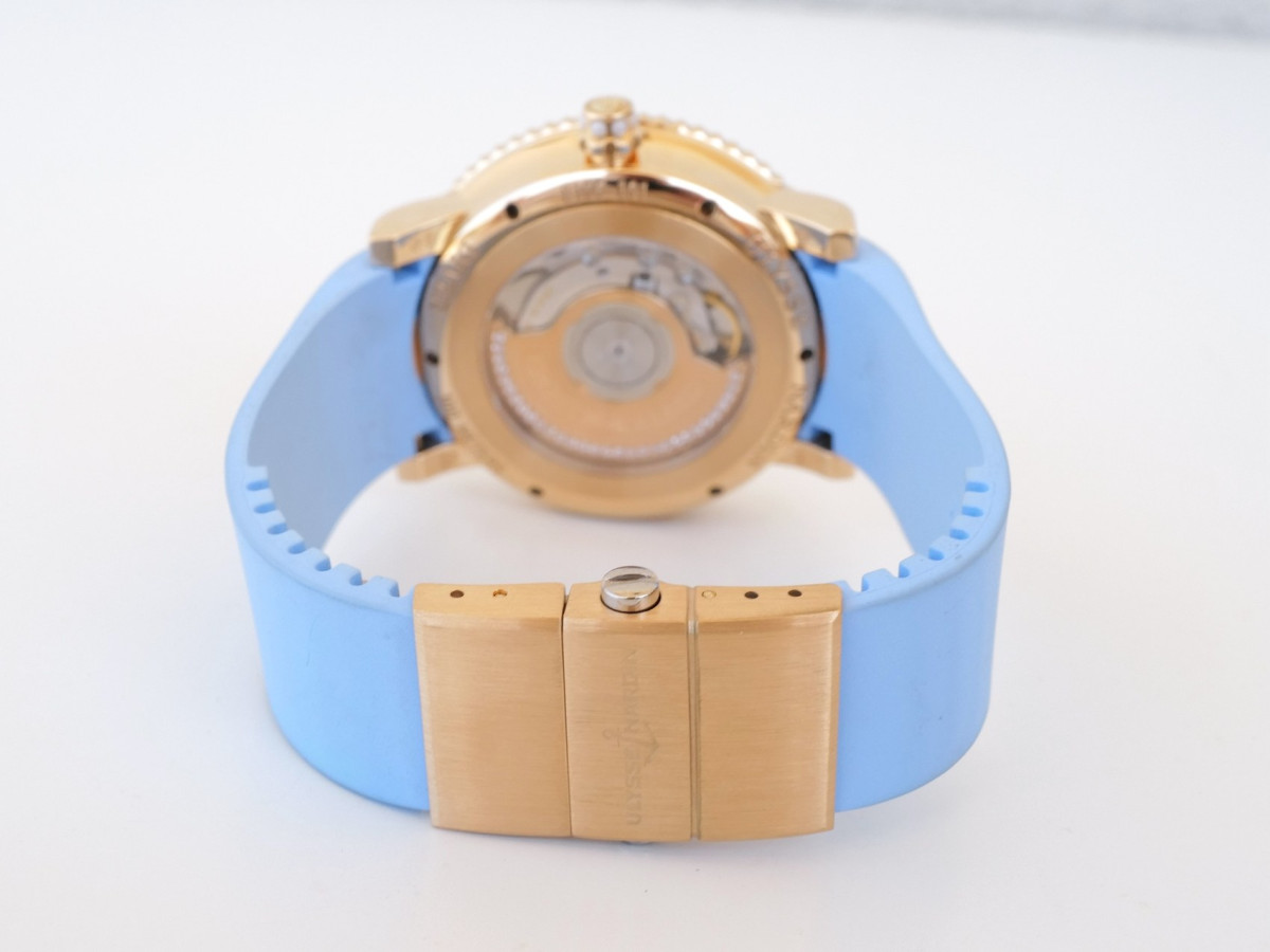 Швейцарские часы Ulysse Nardin 40 Lady Diver 18K Rose Gold MOP Diamond Dial