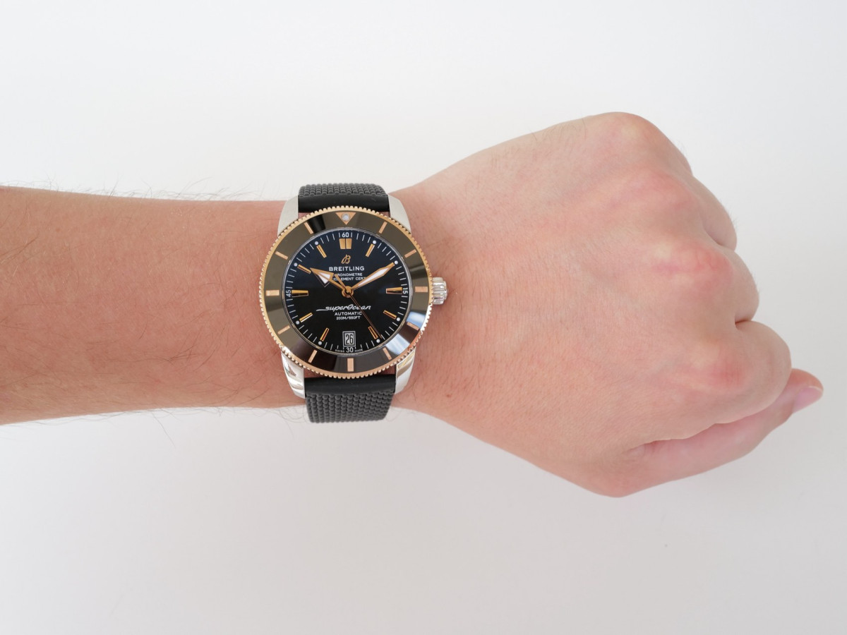 Швейцарський годинник Breitling Superocean Heritage B20 Automatic 42 Black