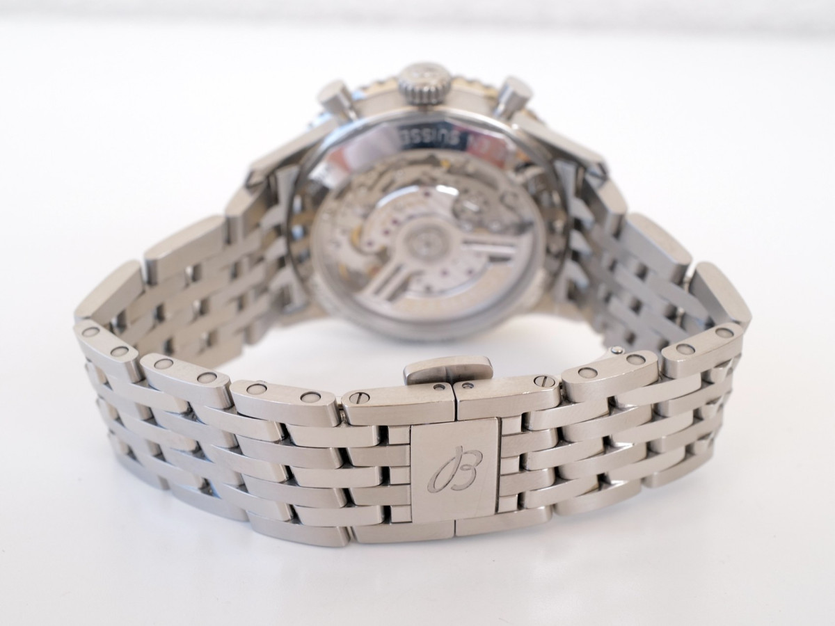 Swiss watch Breitling Navitimer B01 Chronograph Steel 41 Silver Dial