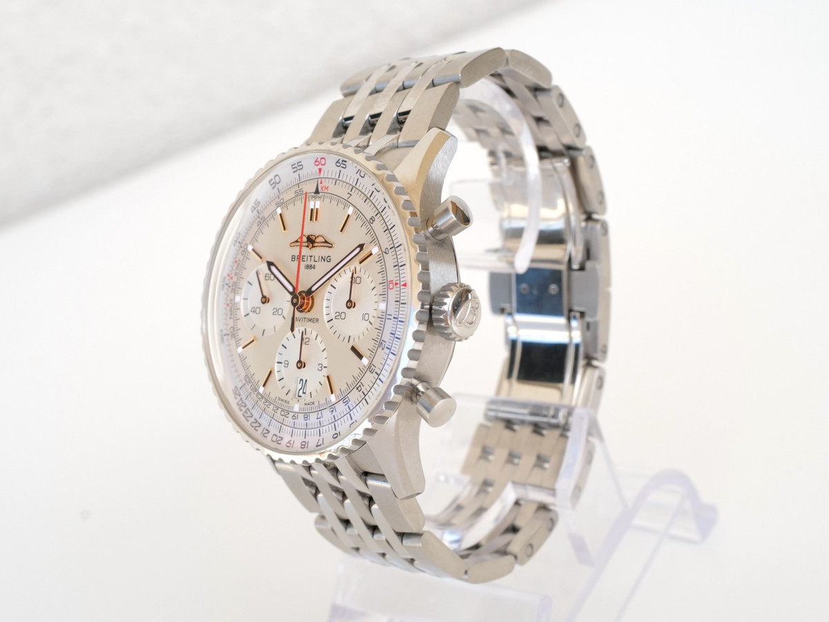 Swiss watch Breitling Navitimer B01 Chronograph Steel 41 Silver Dial