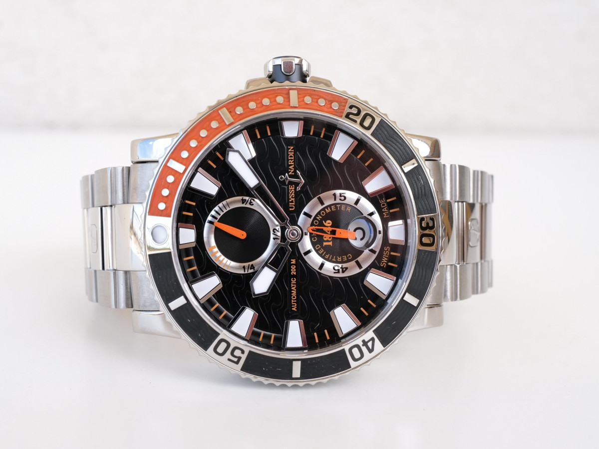 Швейцарський годинник Ulysse Nardin Maxi Marine Diver Titanium Black Dial 45