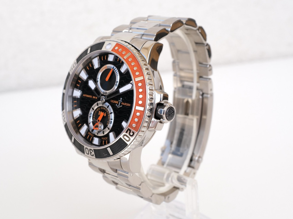 Швейцарський годинник Ulysse Nardin Maxi Marine Diver Titanium Black Dial 45