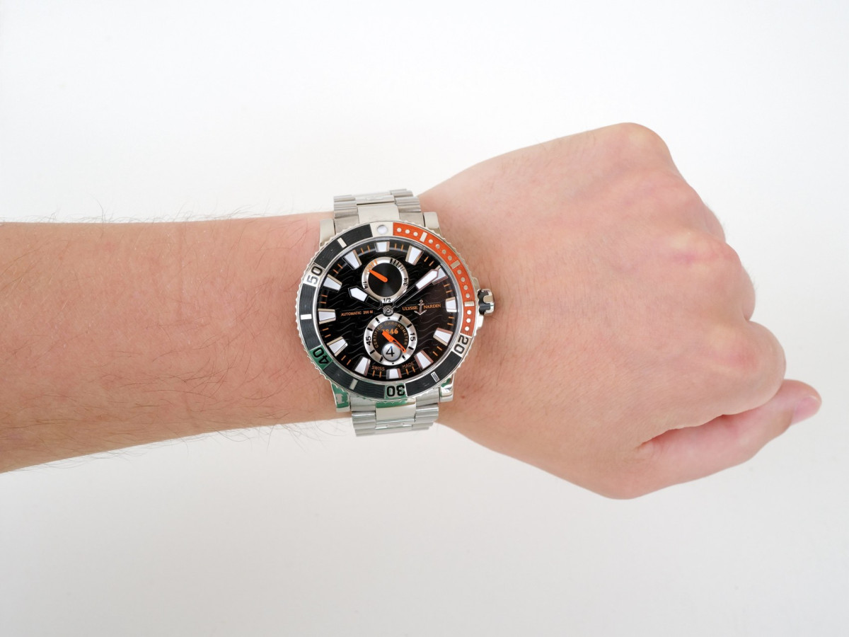 Швейцарський годинник Ulysse Nardin Maxi Marine Diver Titanium Black Dial 45