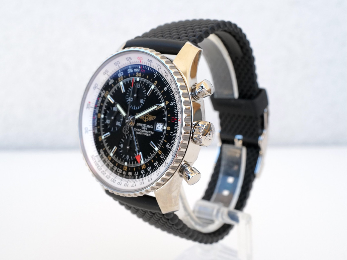 Швейцарський годинник Breitling Navitimer 1 Black Dial Rubber Strap GMT 46