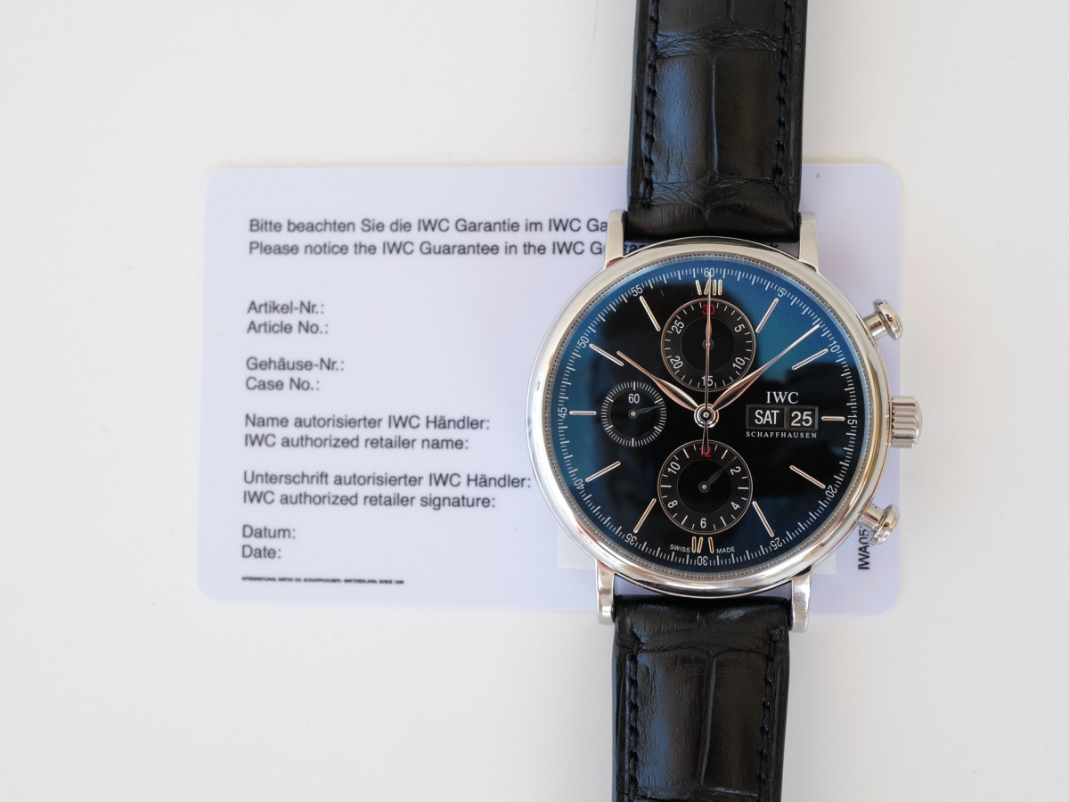 Швейцарские часы IWC Portofino Chronograph Black Dial 42