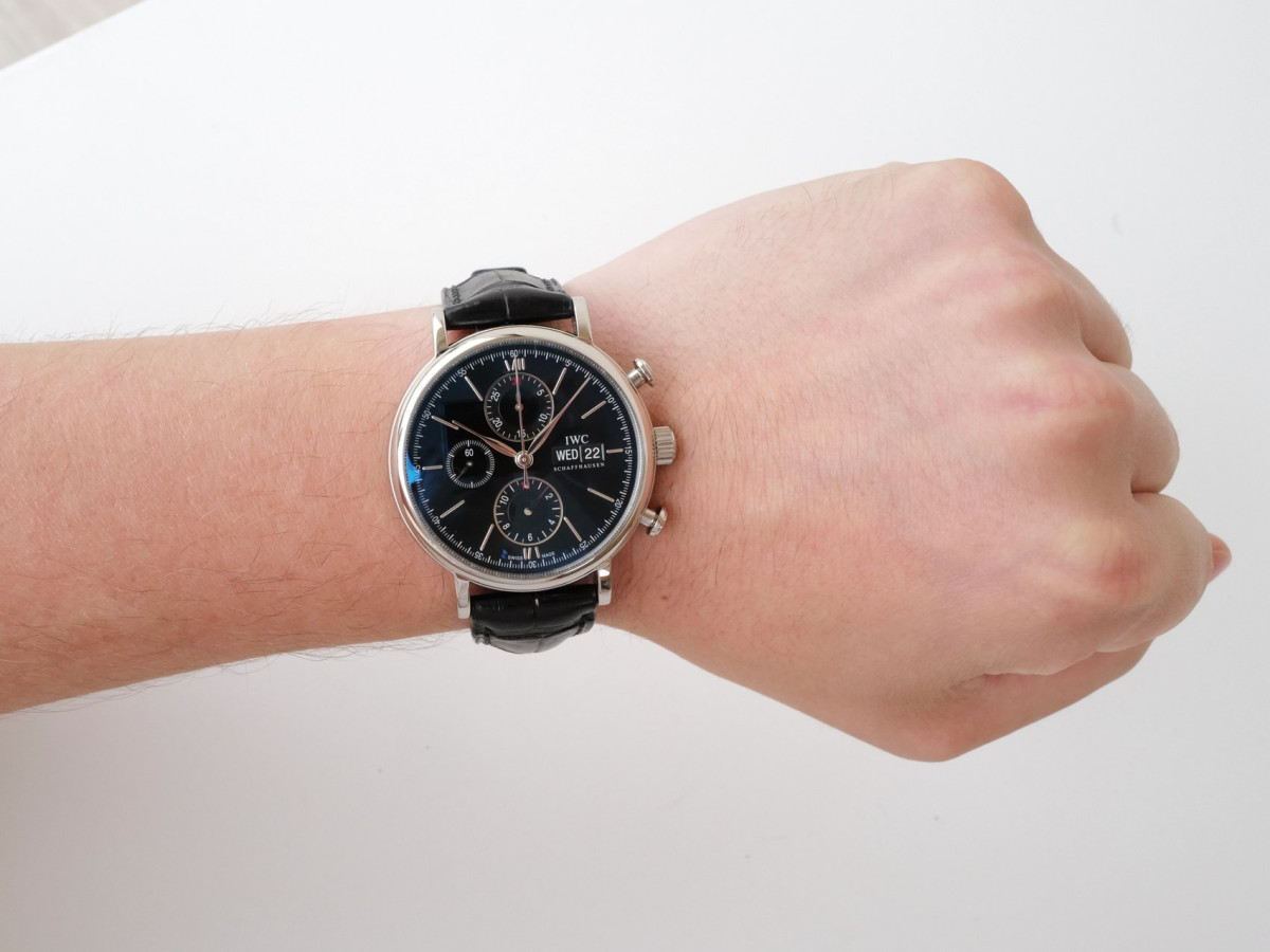Швейцарские часы IWC Portofino Chronograph Black Dial 42