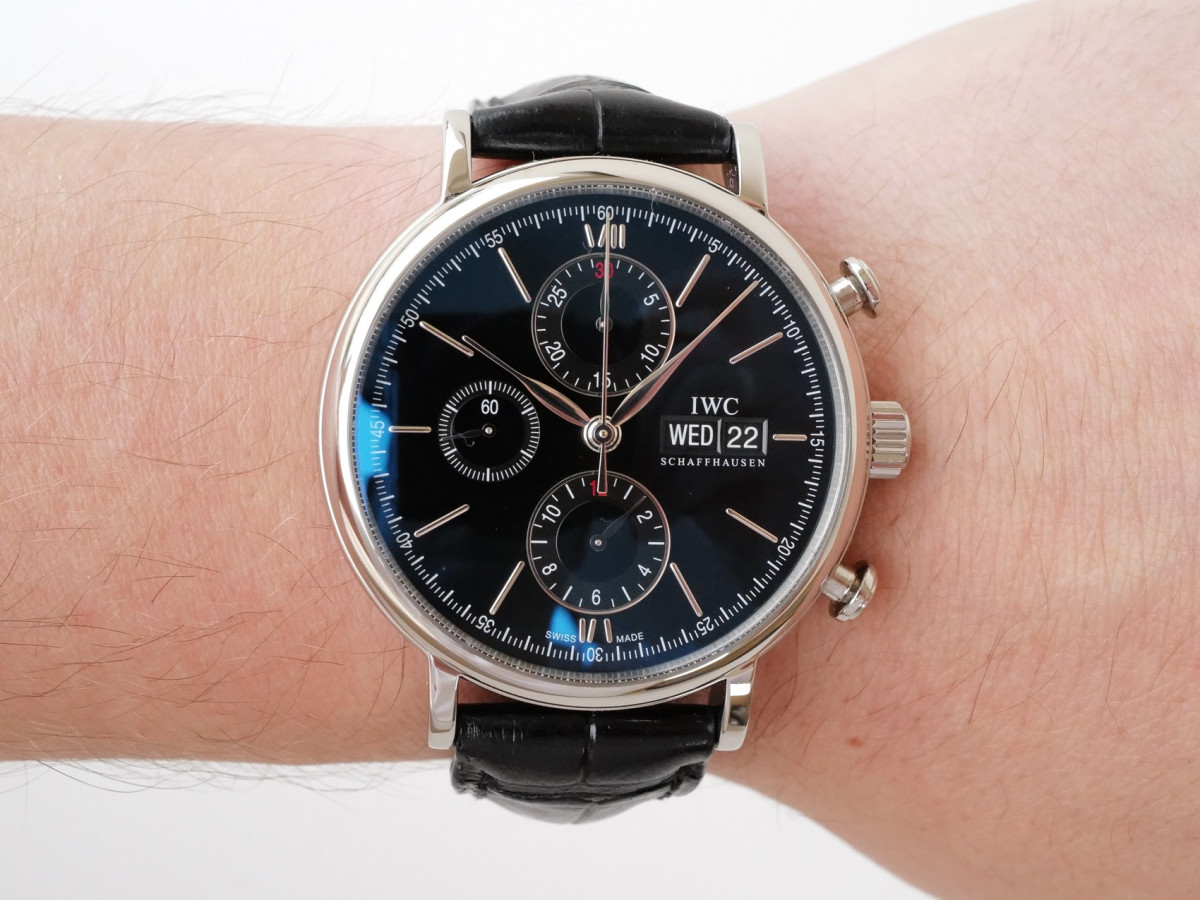 Швейцарские часы IWC Portofino Chronograph Black Dial 42