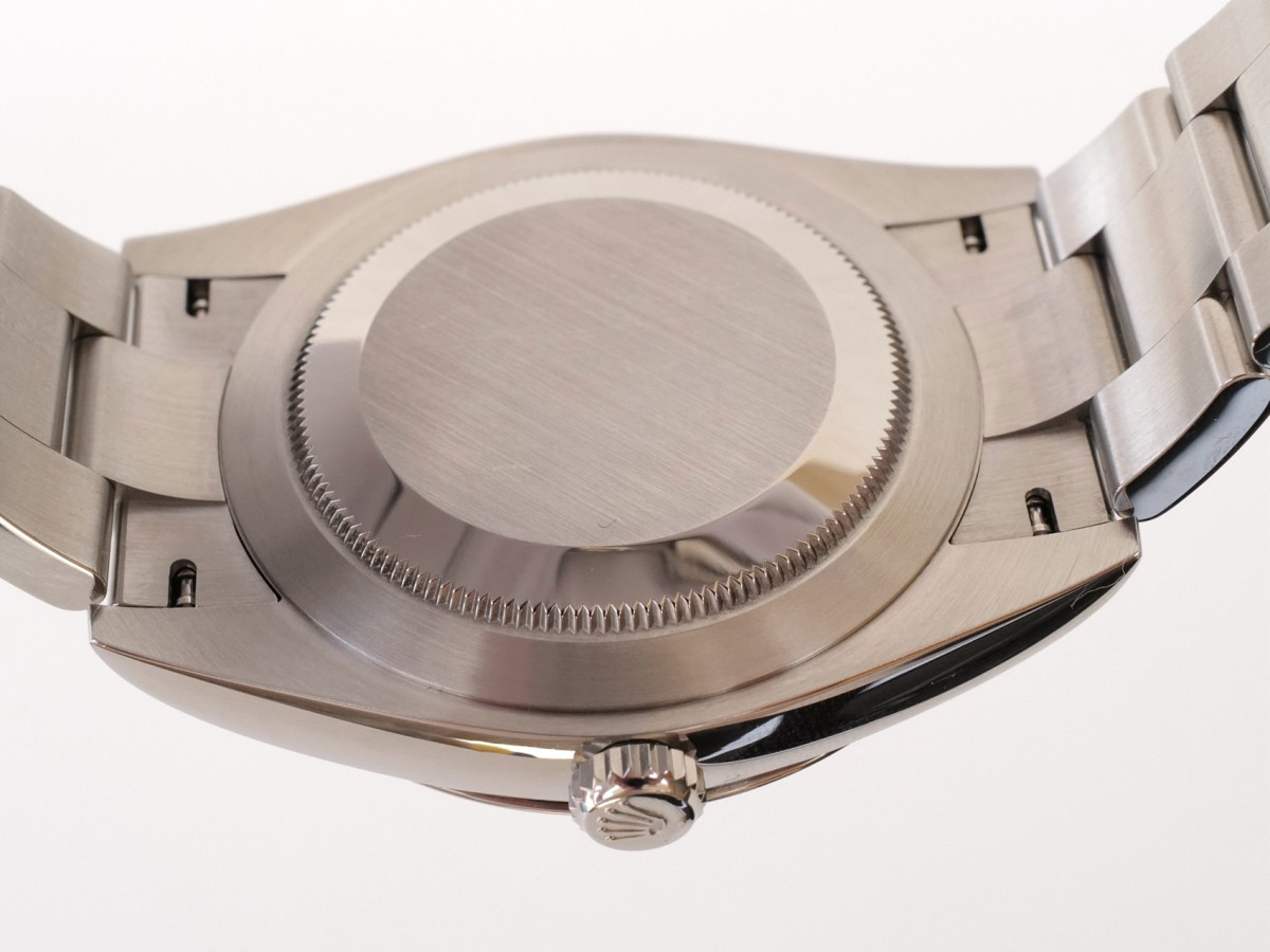 Швейцарський годинник Rolex Oyster Perpetual 41 Blue Dial