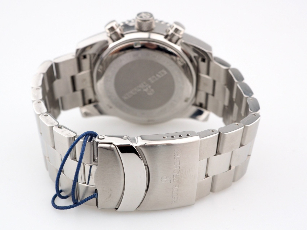 Швейцарские часы Revue Thommen Diver Professional Automatic Chronograph