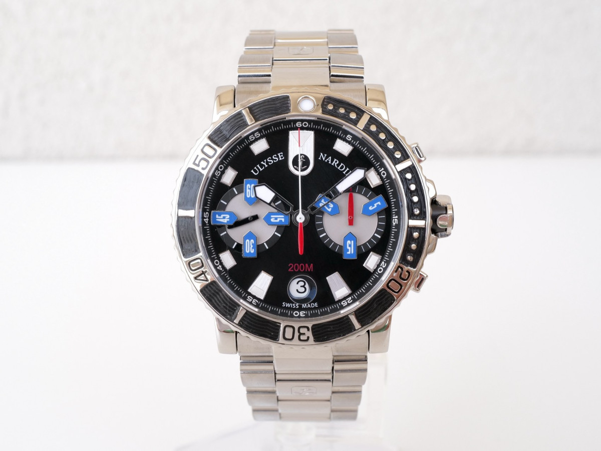 Швейцарские часы Ulysse Nardin Maxi Marine Diver Chronograph 43 Black Dial