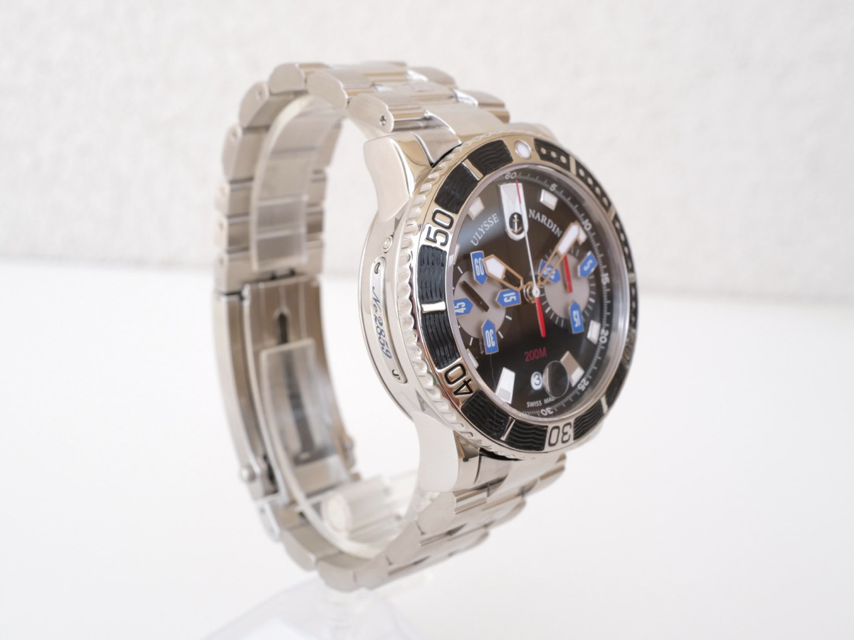Швейцарские часы Ulysse Nardin Maxi Marine Diver Chronograph 43 Black Dial