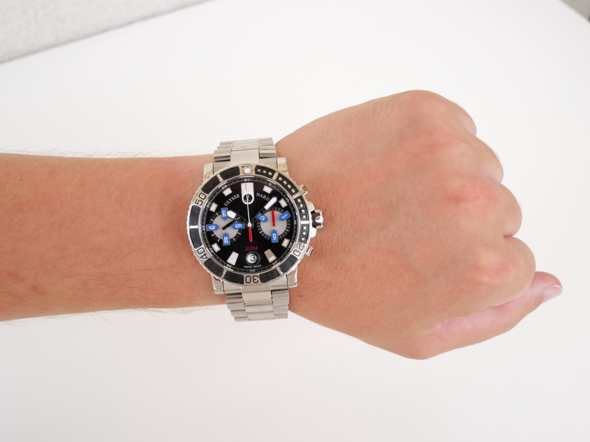 Швейцарские часы Ulysse Nardin Maxi Marine Diver Chronograph 43 Black Dial