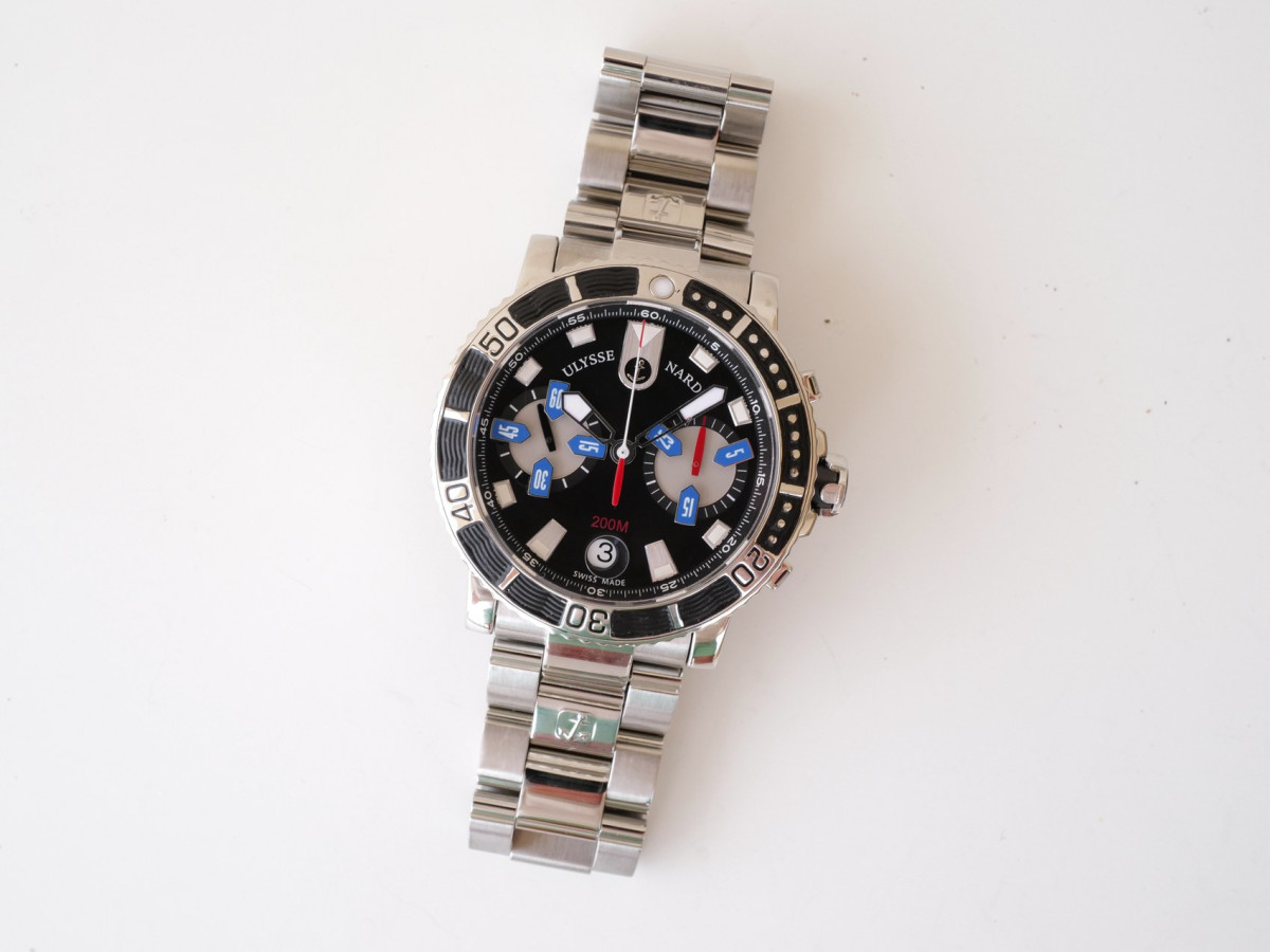 Швейцарские часы Ulysse Nardin Maxi Marine Diver Chronograph 43 Black Dial