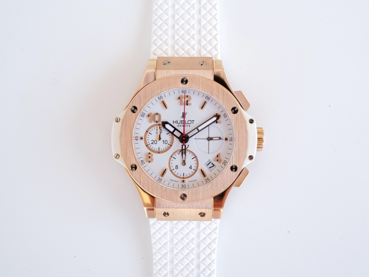 Швейцарские часы Hublot Big Bang 41 Porto Cervo Chronograph 18K Rose Gold