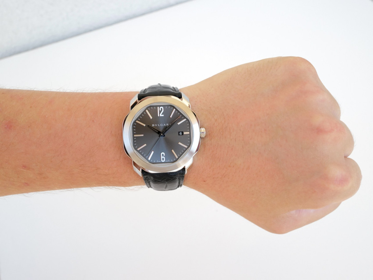 Швейцарський годинник Bulgari Octo Roma Grey Dial 41