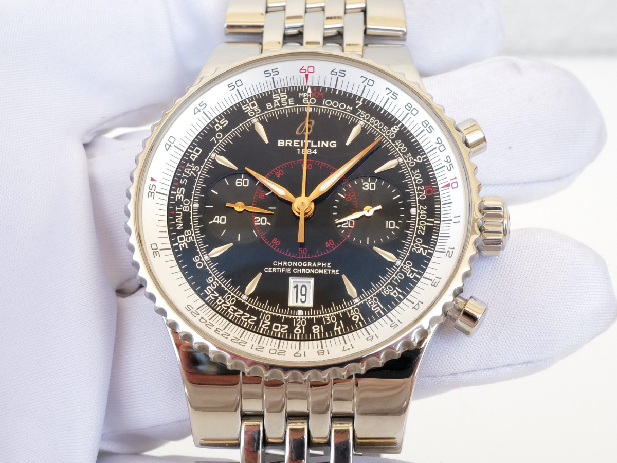 Швейцарские часы Breitling Navitimer Montbrillant Legende Black Dial 47