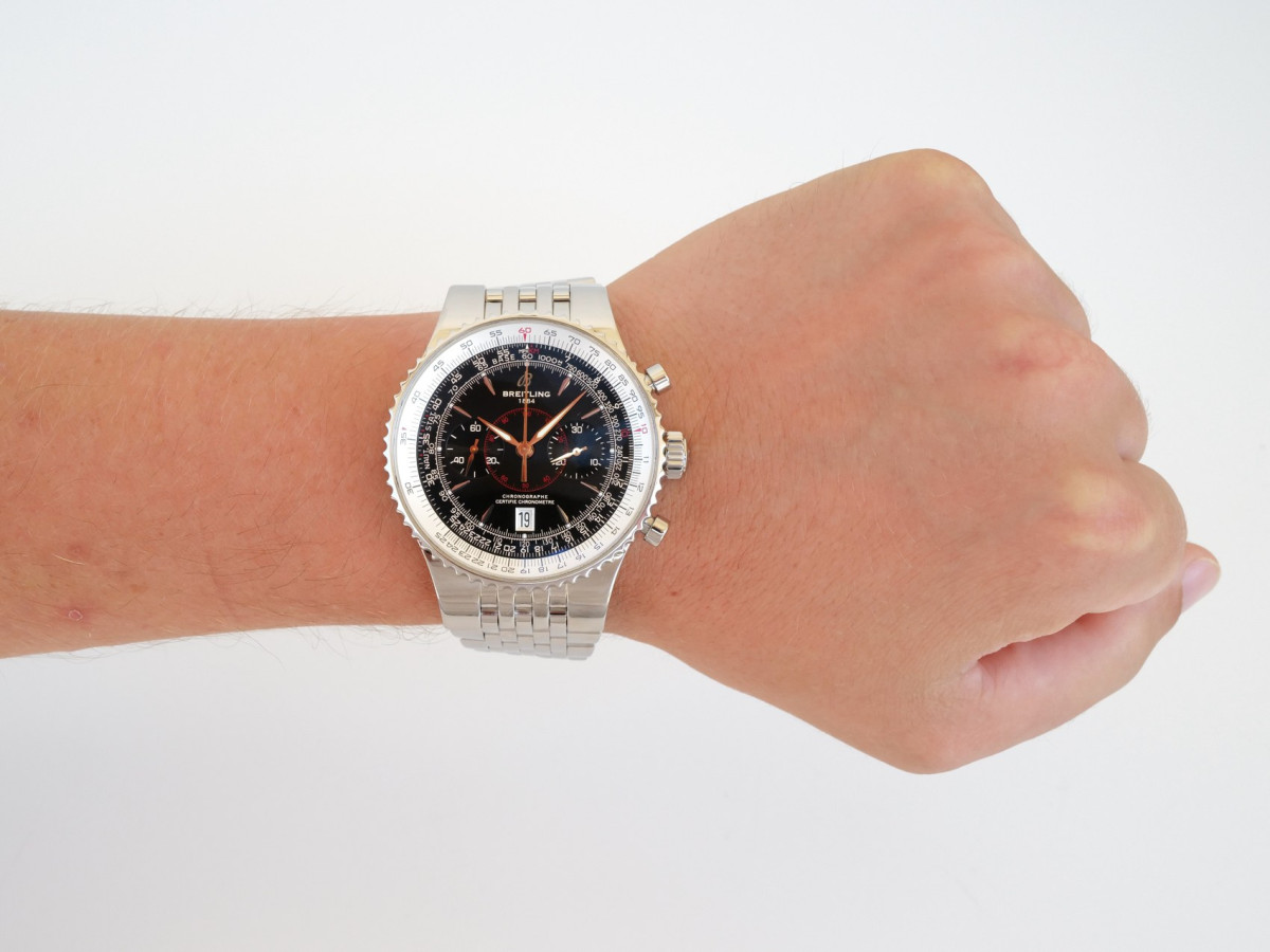 Швейцарские часы Breitling Navitimer Montbrillant Legende Black Dial 47