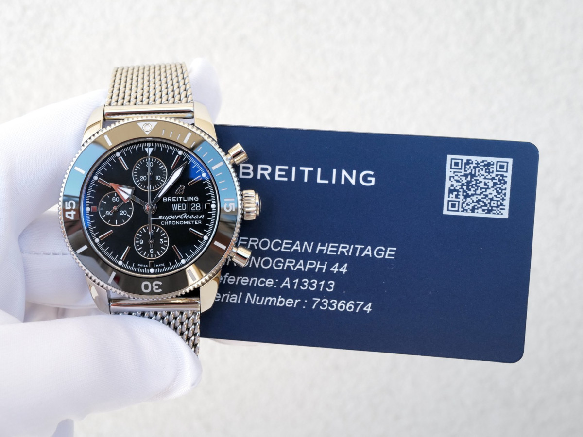 Swiss watch Breilting Superocean Heritage Chronograph 44 Black Dial (11.2023)