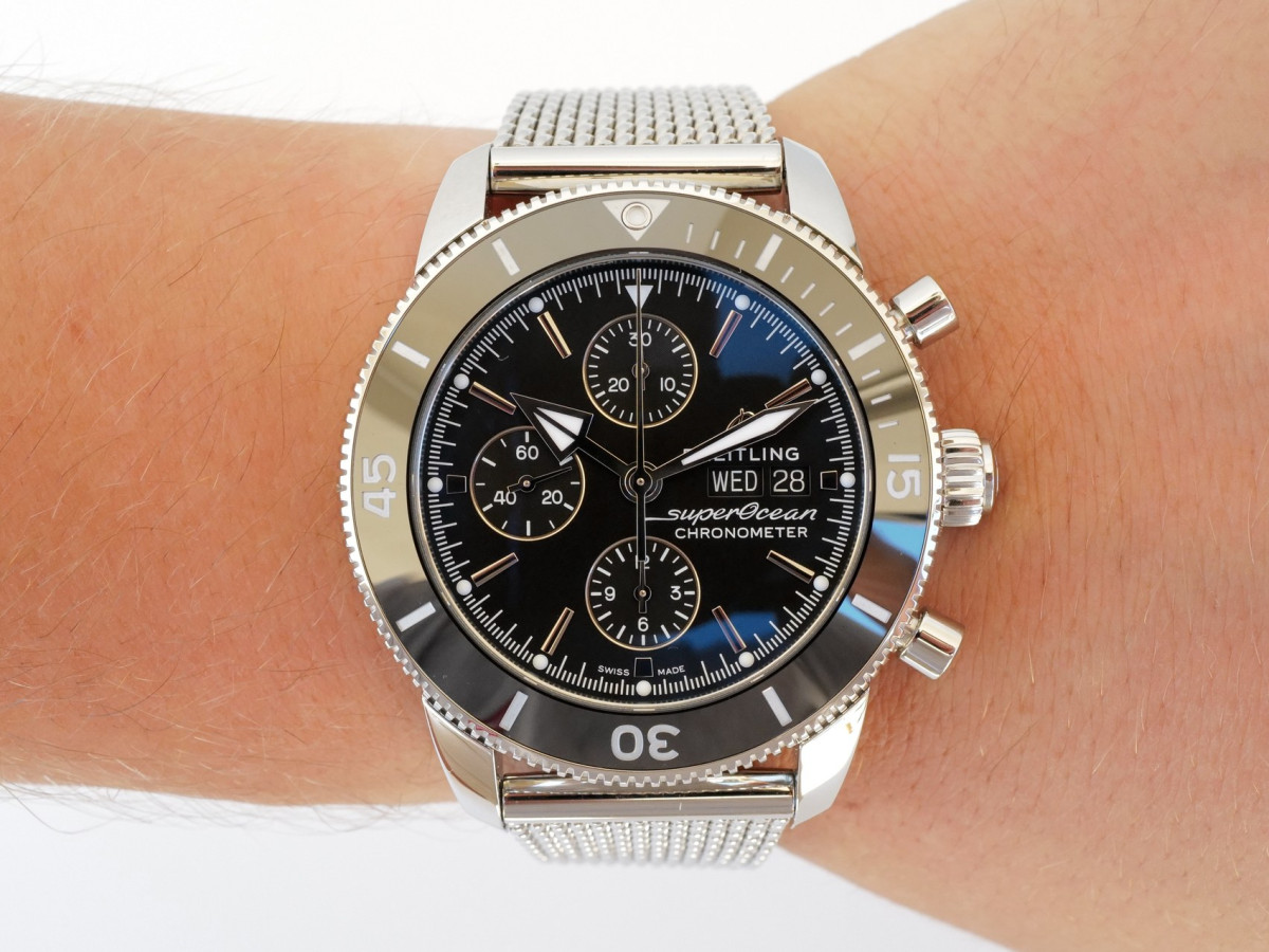 Swiss watch Breilting Superocean Heritage Chronograph 44 Black Dial (11.2023)