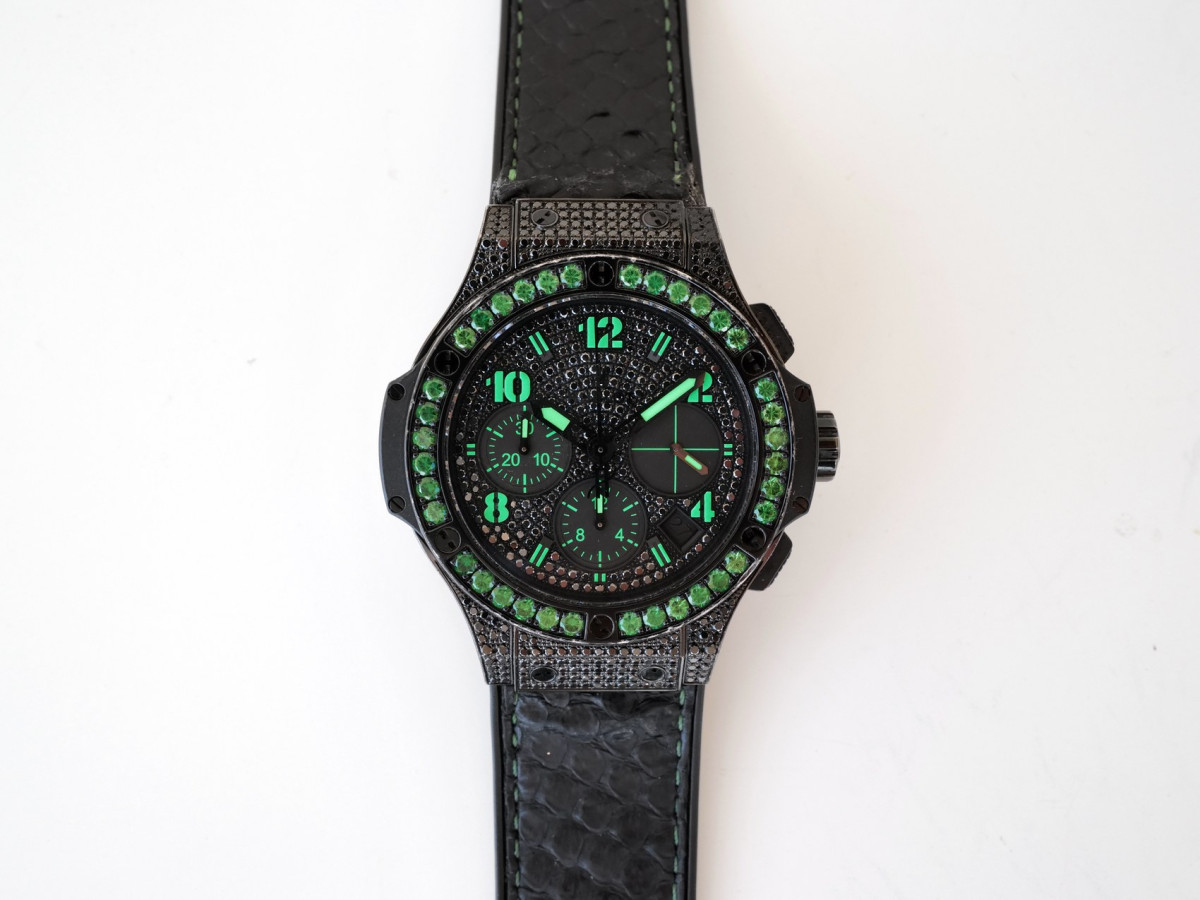 Swiss watch Hublot Big Bang Black Fluo 41 Limited Edition of 250