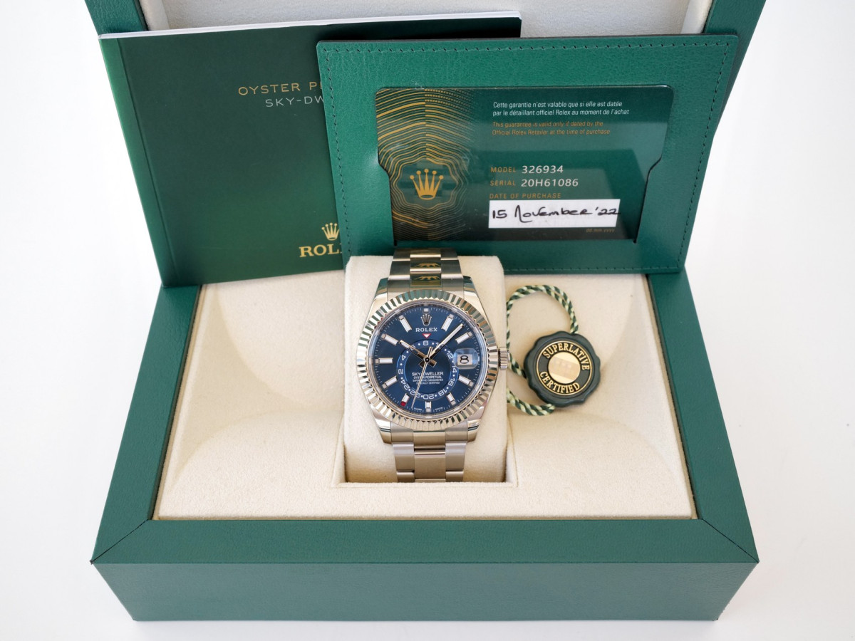 Швейцарские часы Rolex Sky-Dweller Oyster Blue Dial 42
