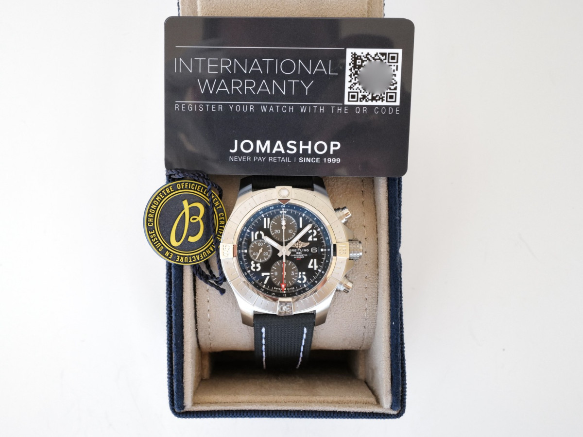 Швейцарские часы Breitling Avenger Chronograph GMT Black Dial 45