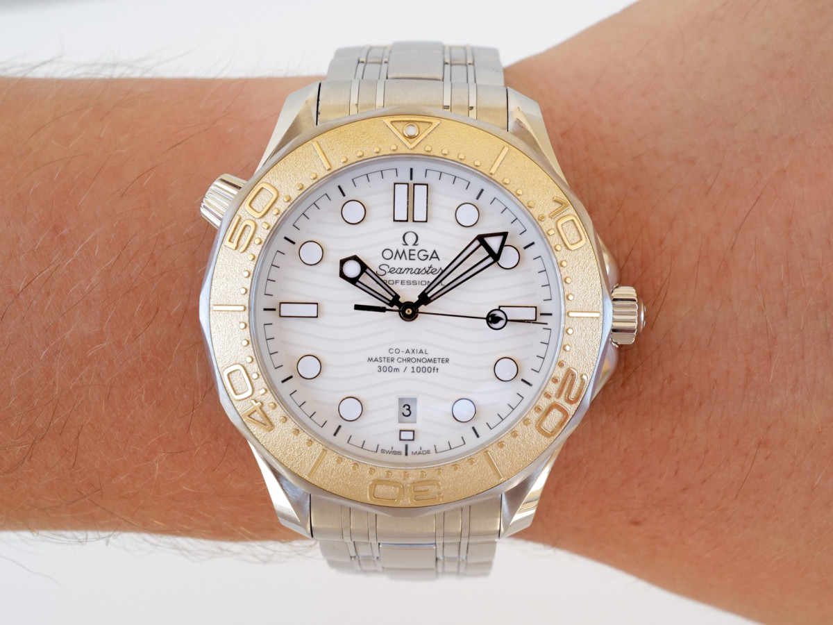 Швейцарские часы Omega Seamaster Diver 300M Co-Axial Master Chronometer Paris 2024