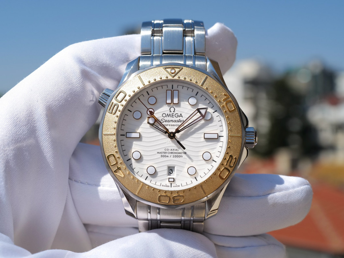 Швейцарские часы Omega Seamaster Diver 300M Co-Axial Master Chronometer Paris 2024