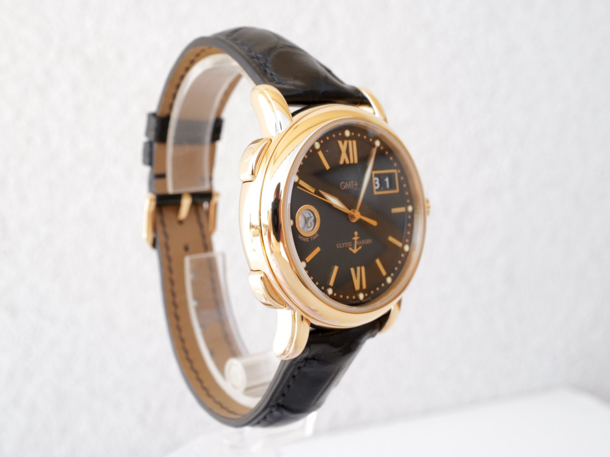 Швейцарський годинник Ulysse Nardin Dual Time GMT Big Date 18K Rose Gold 40