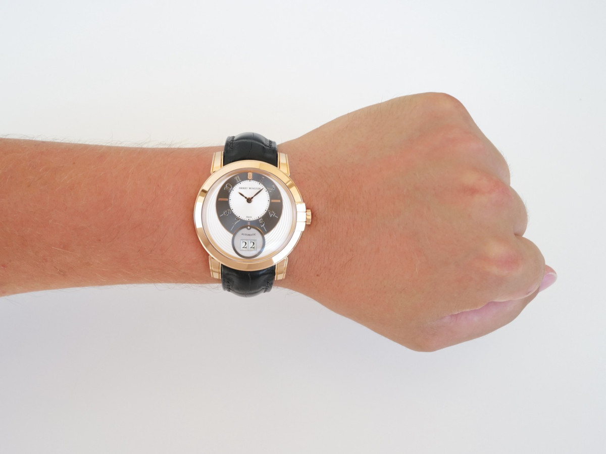 Швейцарские часы Harry Winston Midnight Big Date 18K Rose Gold 42