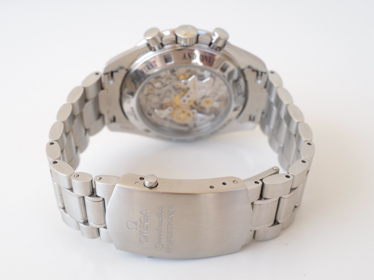 Швейцарские часы Omega Speedmaster Professional Moonwatch Open Case Back 42