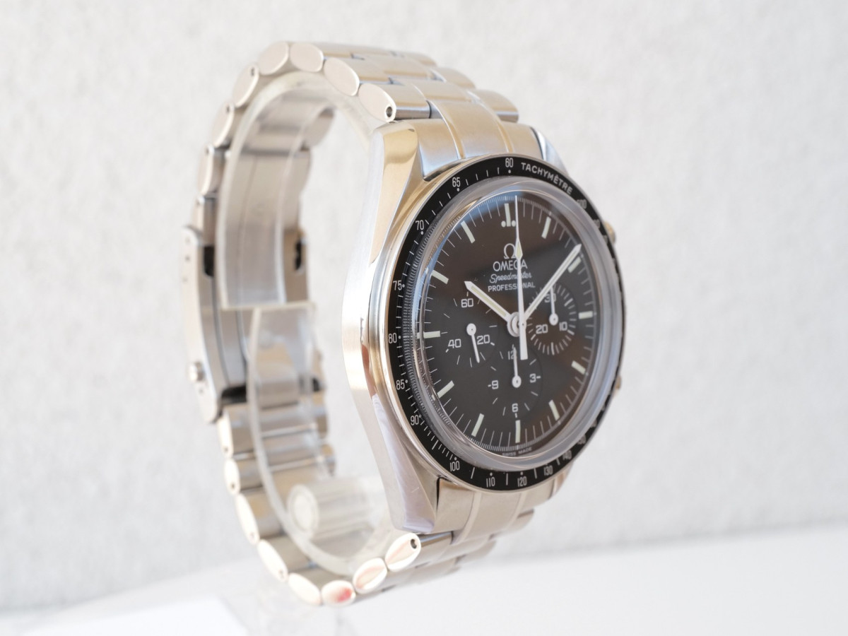 Швейцарские часы Omega Speedmaster Professional Moonwatch Open Case Back 42