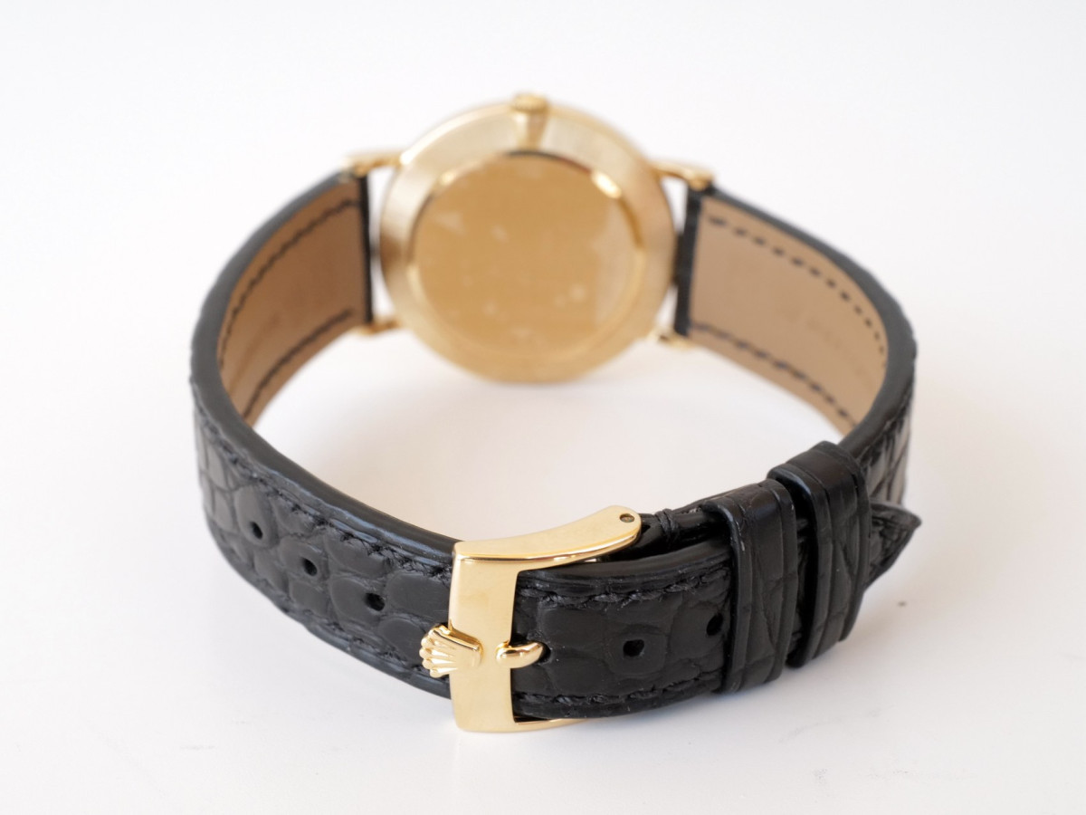 Швейцарские часы Rolex Cellini 18K Yellow Gold Manual Winding 32