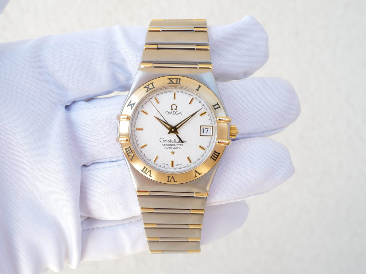 Швейцарские часы Omega Constellation Automatic Steel 18K Yellow Gold 36