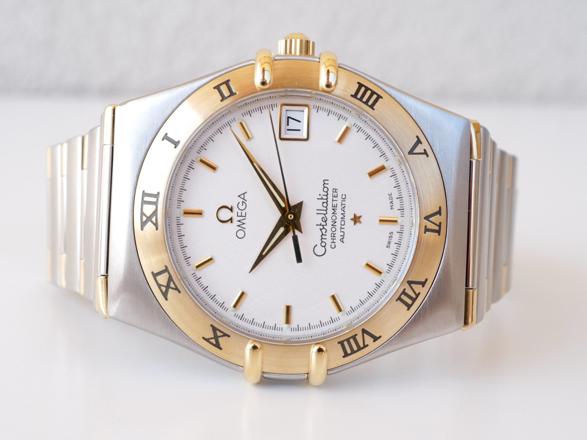 Швейцарские часы Omega Constellation Automatic Steel 18K Yellow Gold 36