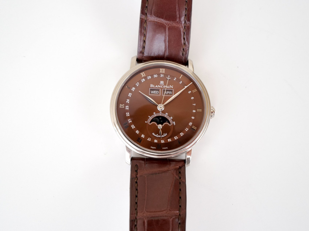 Швейцарские часы Blancpain Villeret Quantieme Triple Date Complete Calendar Moon Phase 18K White Gold Brown Dial