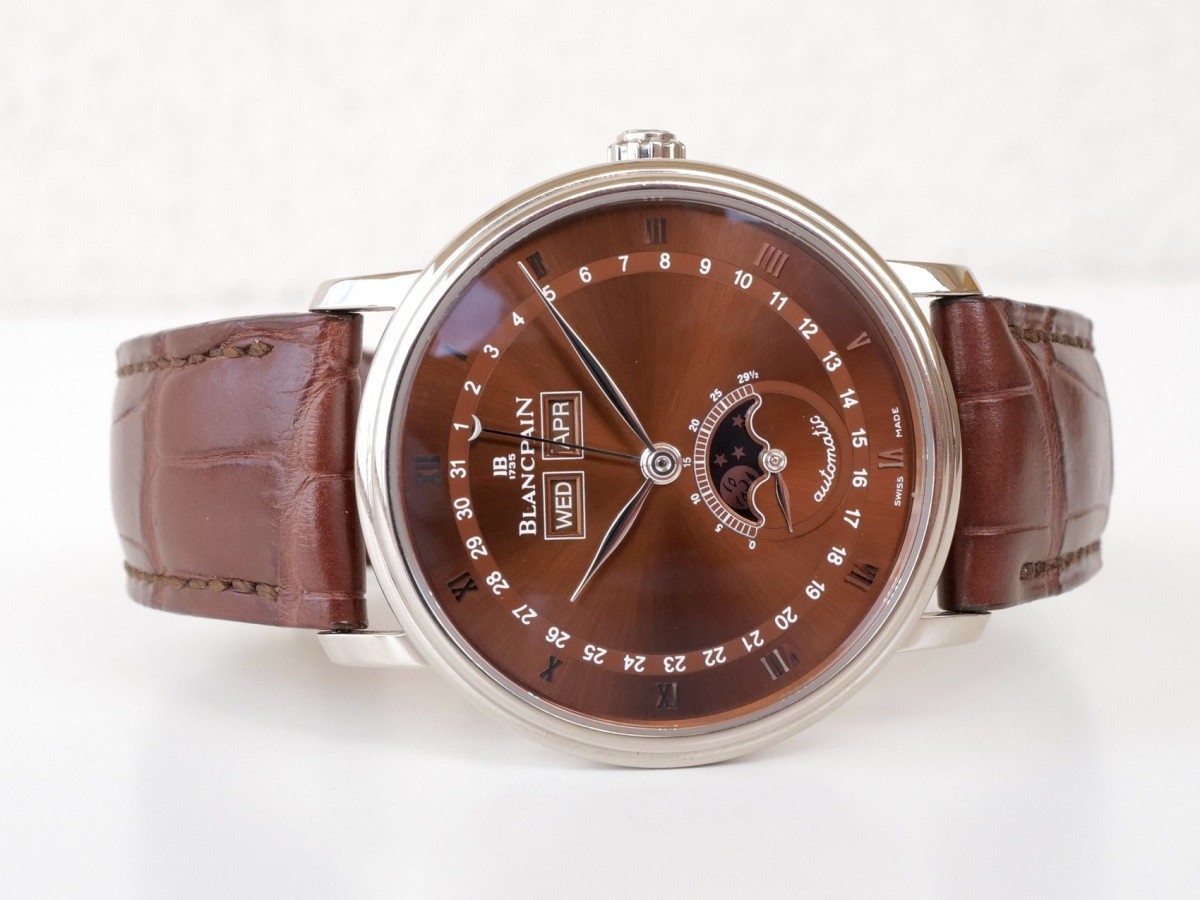 Швейцарские часы Blancpain Villeret Quantieme Triple Date Complete Calendar Moon Phase 18K White Gold Brown Dial