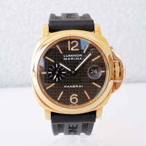 Швейцарський годинник Panerai Luminor Marina 18K Yellow Gold Carbon Dial Limited Edition 44