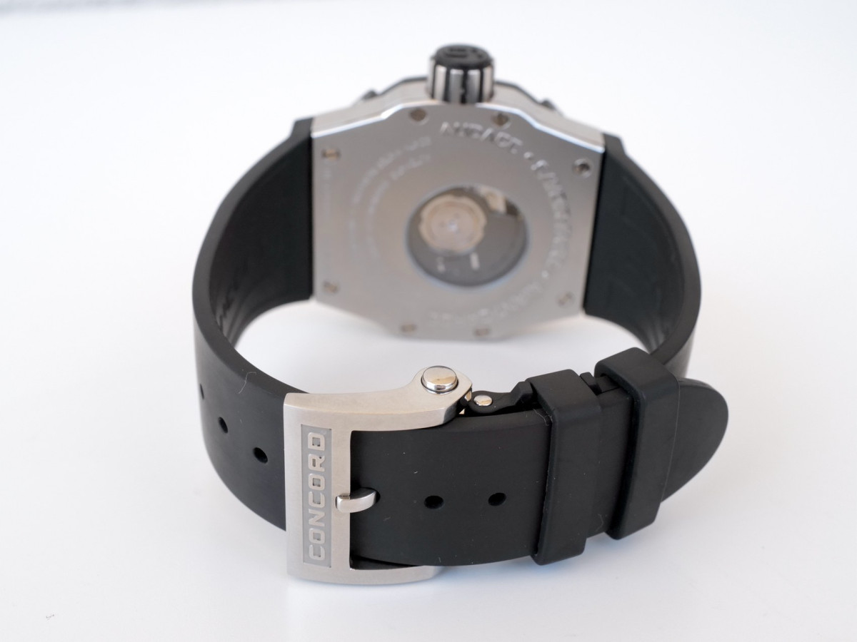 Швейцарський годинник Concord C1 Big Date 45