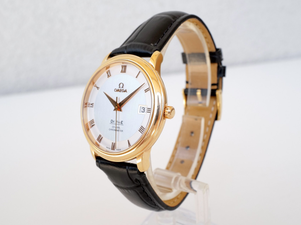 Швейцарские часы Omega De Ville Prestige 18K Rose Gold 37