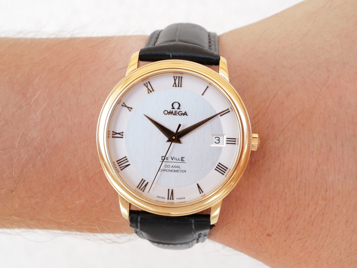 Швейцарские часы Omega De Ville Prestige 18K Rose Gold 37