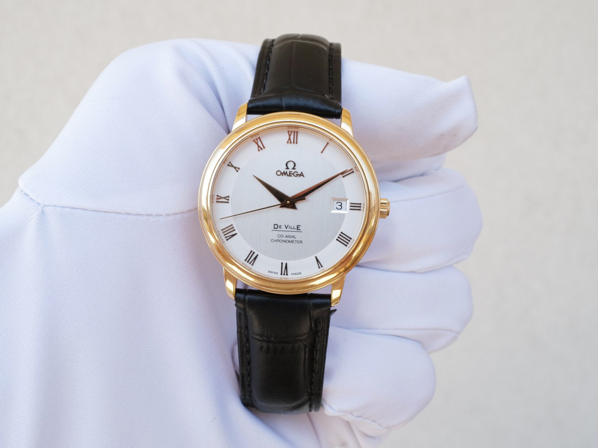 Швейцарские часы Omega De Ville Prestige 18K Rose Gold 37