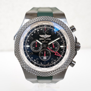 Швейцарський годинник Breitling Bentley GMT Midnight Carbon Limited Edition 49