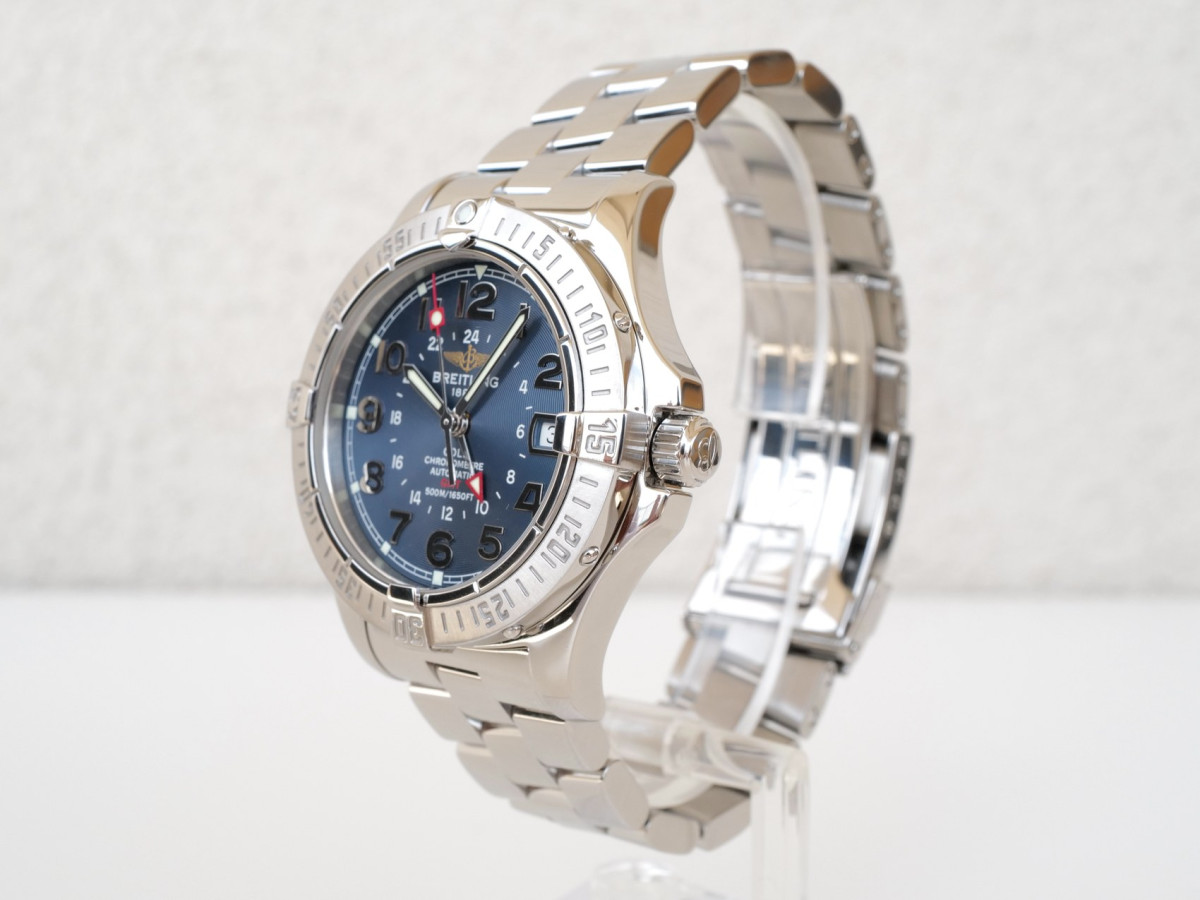 Швейцарские часы Breitling Colt GMT Blue Dial 40,5