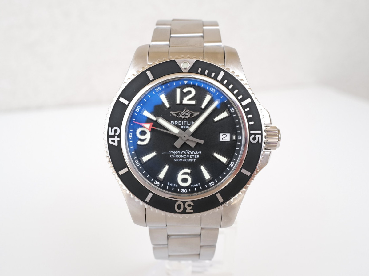 Швейцарские часы Breitling Superocean 42