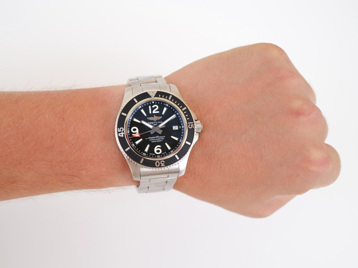 Швейцарские часы Breitling Superocean 42
