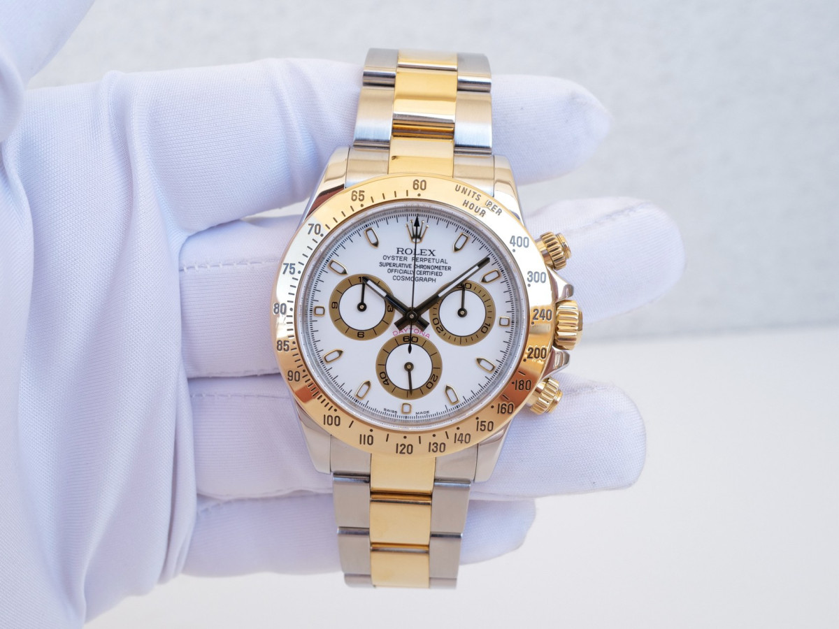 Швейцарський годинник Rolex Cosmograph Daytona 18K Yellow Gold Steel White Dial 40
