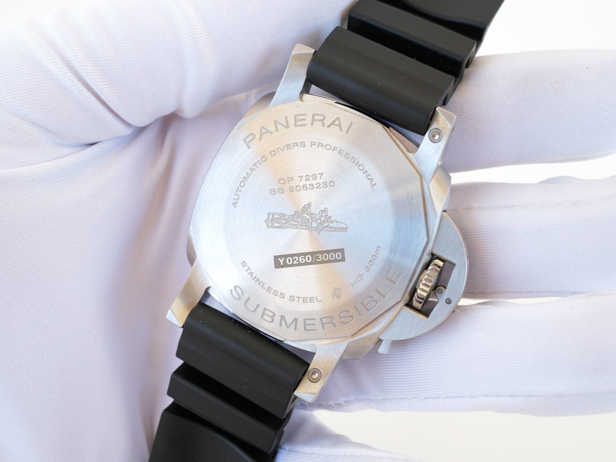 Swiss watch Panerai Submersible Automatic 42 (2023)