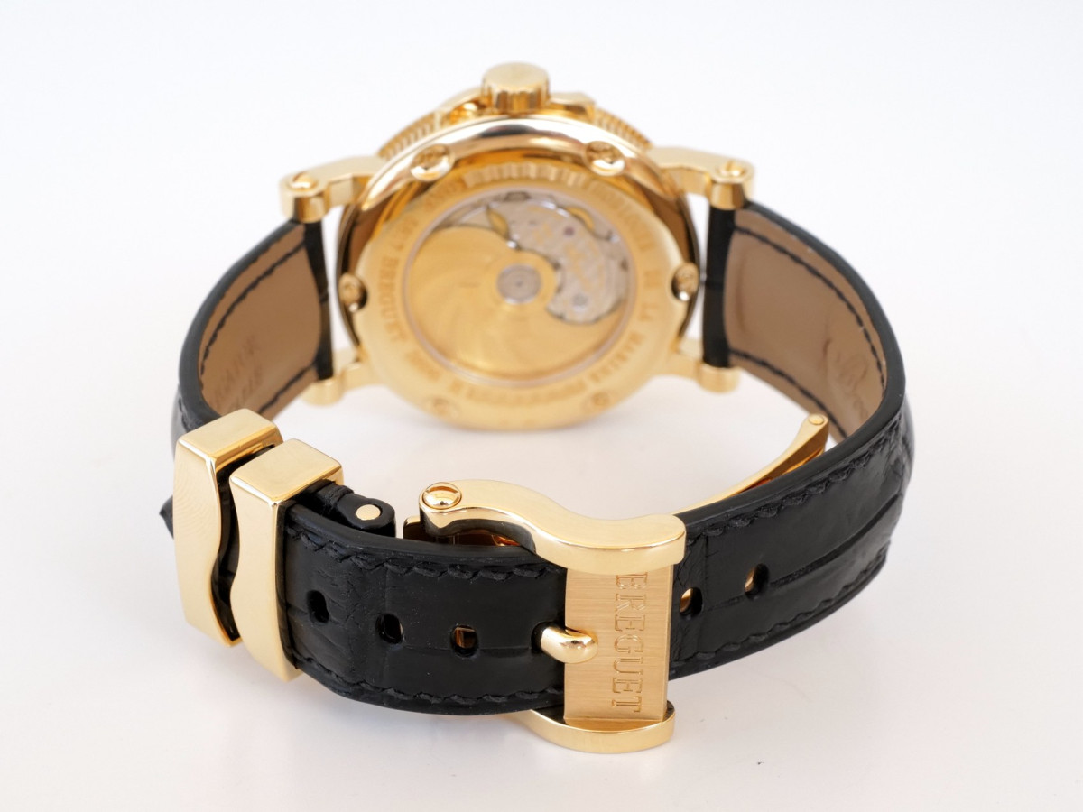 Швейцарський годинник Breguet Marine Big Date 18K Yellow Gold