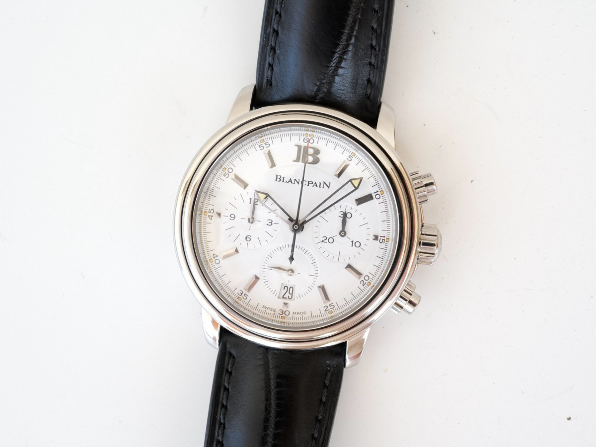 Швейцарський годинник Blancpain Leman Chronograph White Dial 38